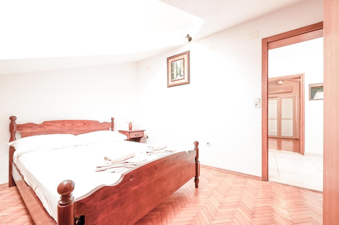 Vila Veljko Okrug Gornji Habitación foto